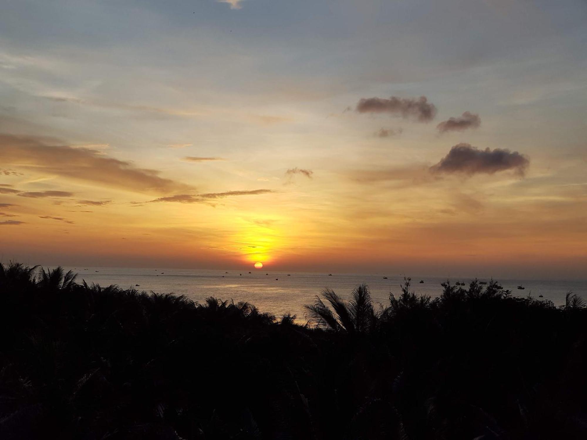 Oceanami Resort Sea View لونغ  هاي المظهر الخارجي الصورة